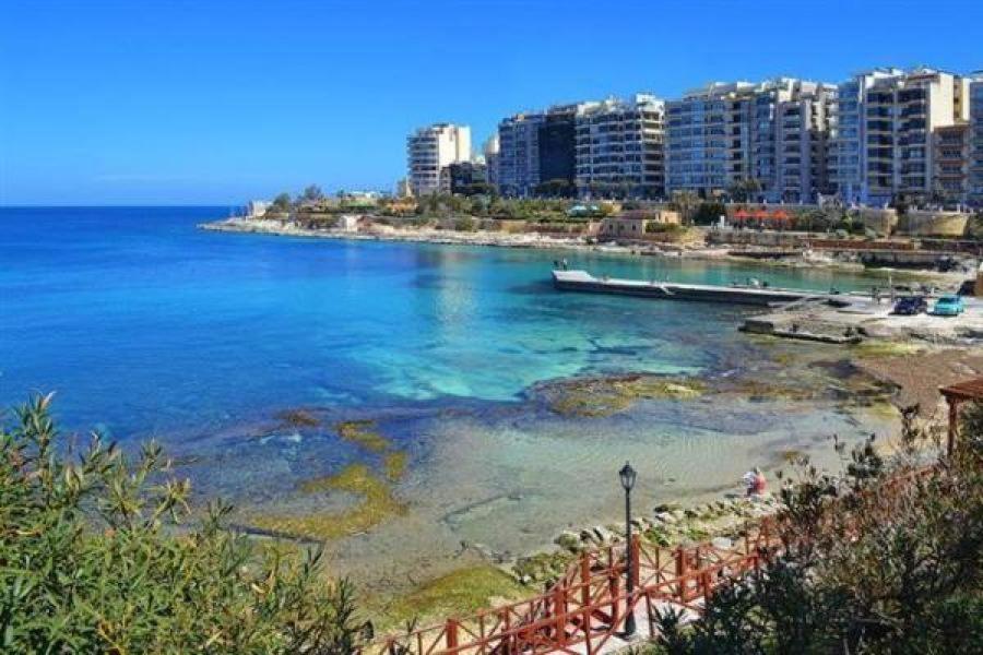 Deluxe Apartment With Valletta And Harbour Views Sliema Extérieur photo