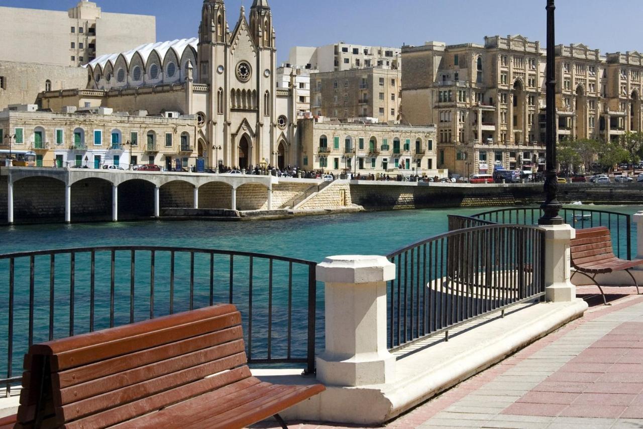 Deluxe Apartment With Valletta And Harbour Views Sliema Extérieur photo
