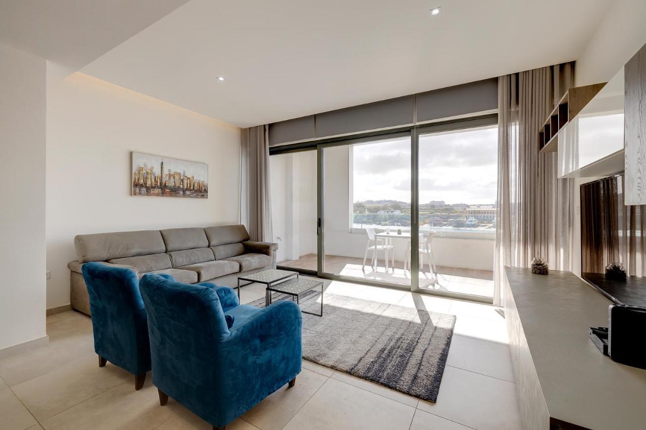 Deluxe Apartment With Valletta And Harbour Views Sliema Extérieur photo