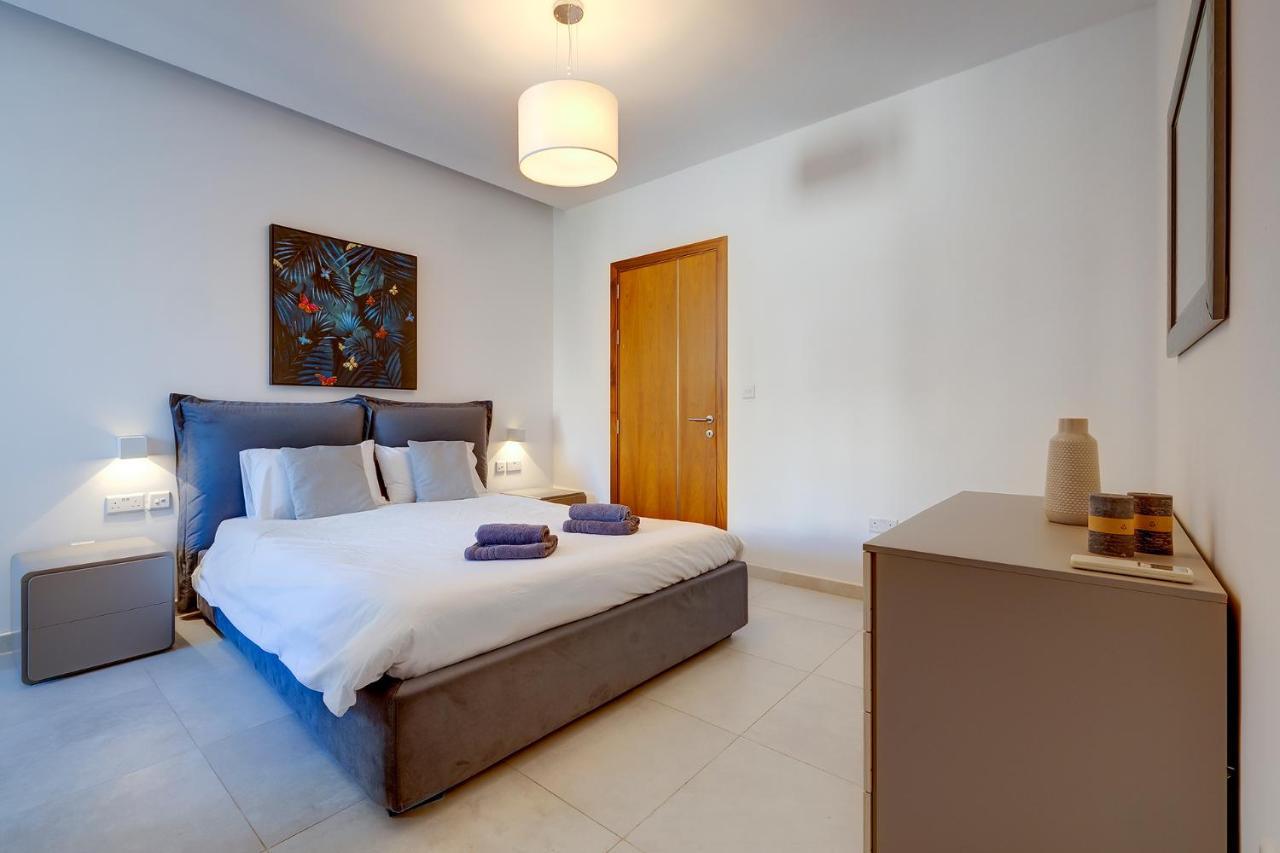 Deluxe Apartment With Valletta And Harbour Views Sliema Extérieur photo
